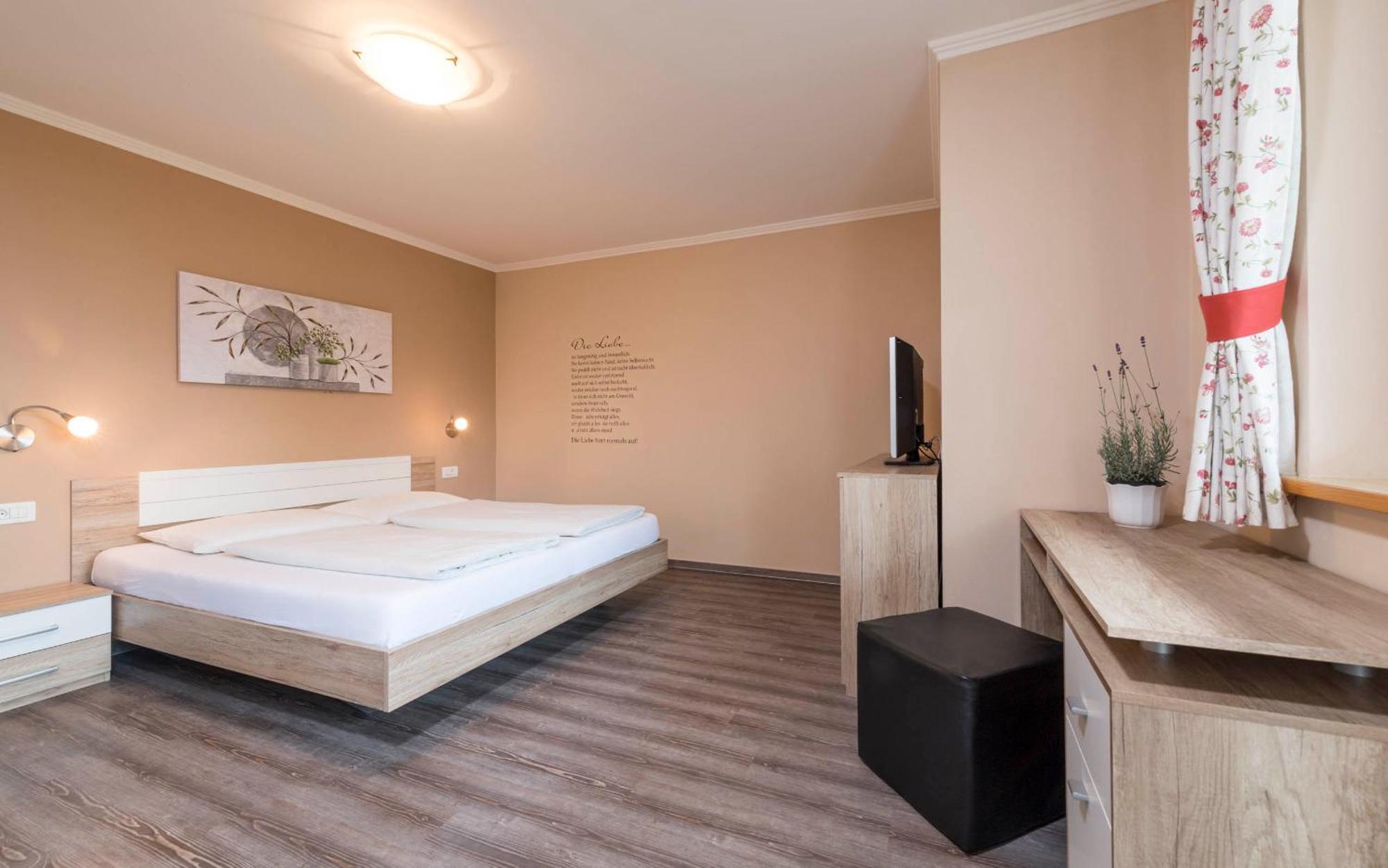 Hotel Untergopprathof 로뎅고 외부 사진